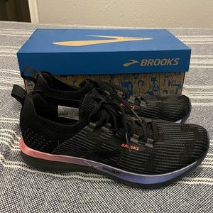 Brooks Levitate DNA Amp